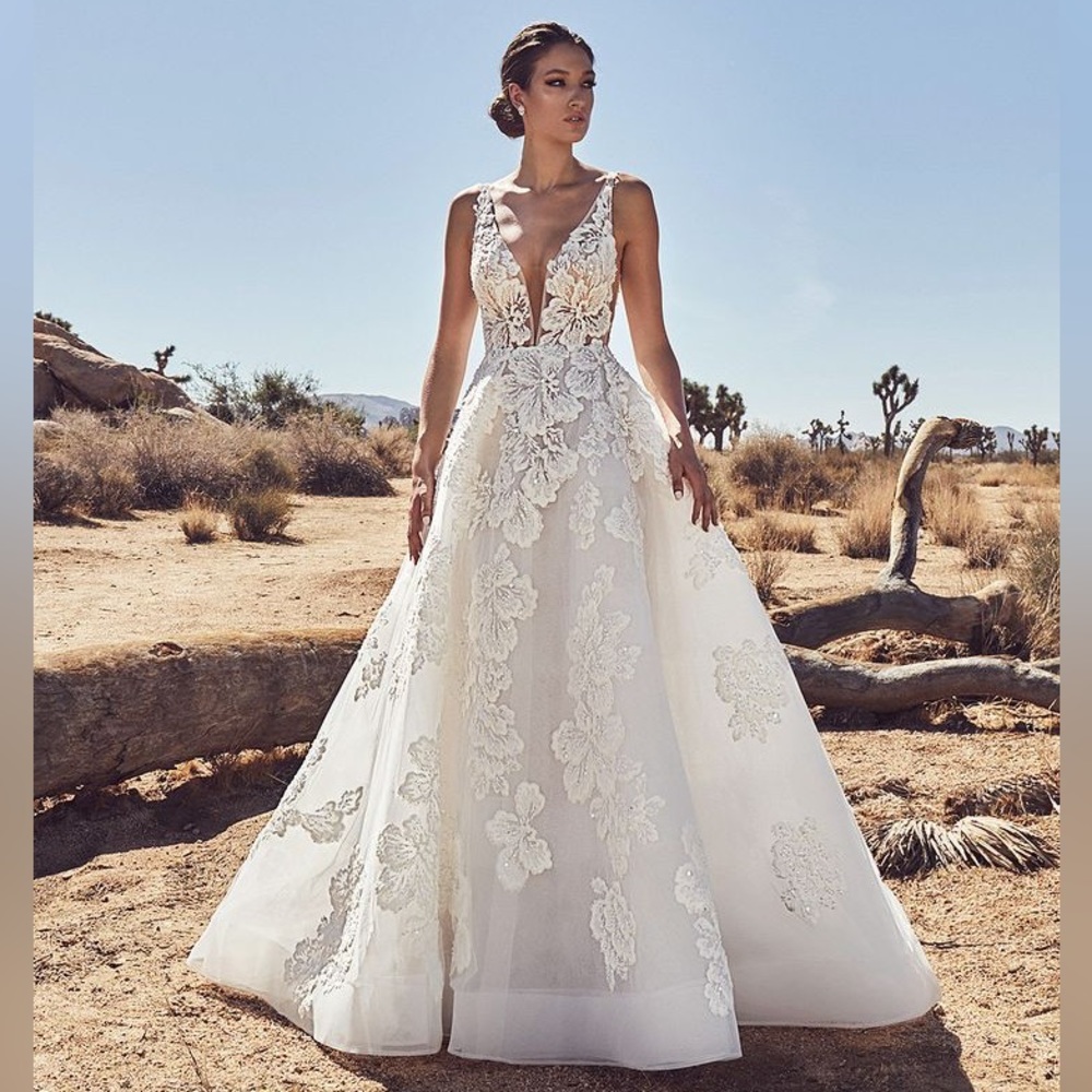 Calla Blanche Willow 19110 Wedding Dress